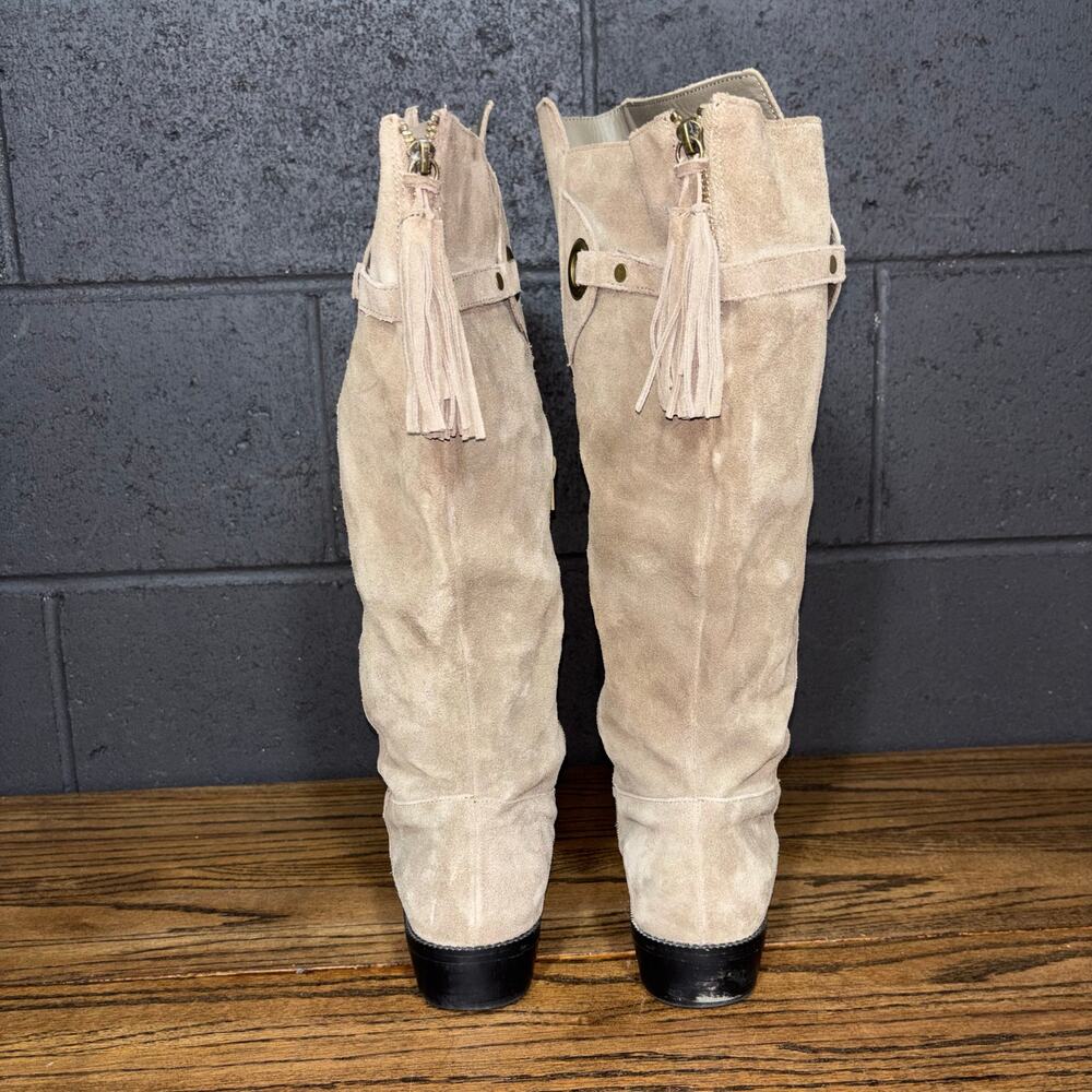 Maurices Women’s 10 Tan Suede Knee High Boots Tassel Side Zip - Picture 4 of 10